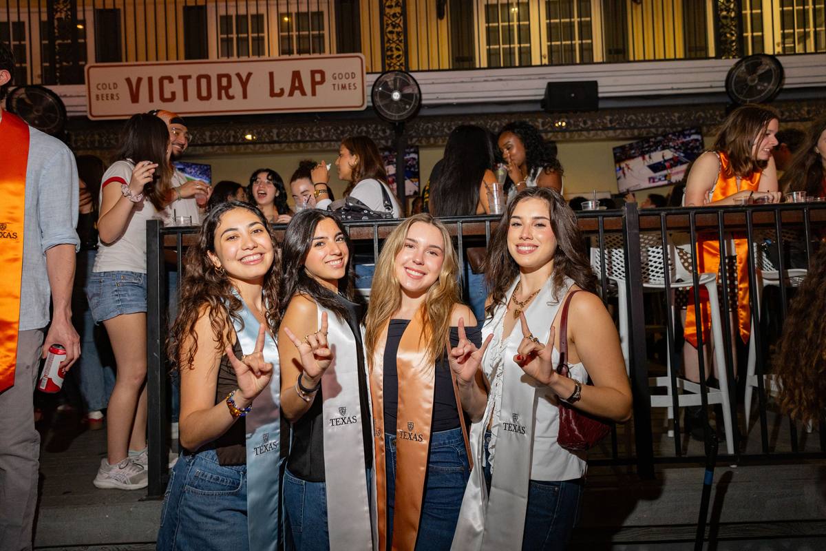 Past Event: ATX Grads Bar Crawl